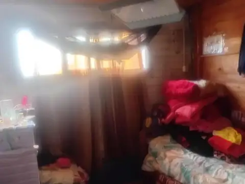 Casa 8 ambientes con 4 baños