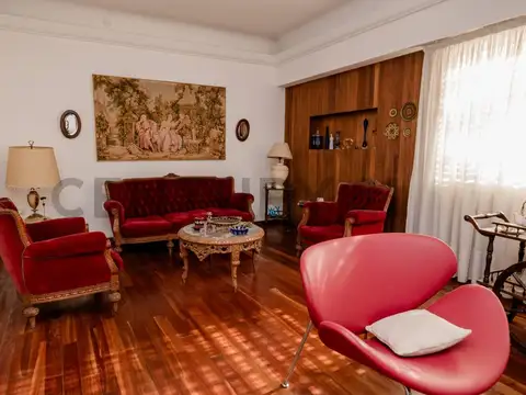 Departamento en Venta en Plaza Islas Malvinas, USD 159.000