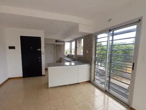 Alquiler de departamento 2 ambientes sin expensas en wilde