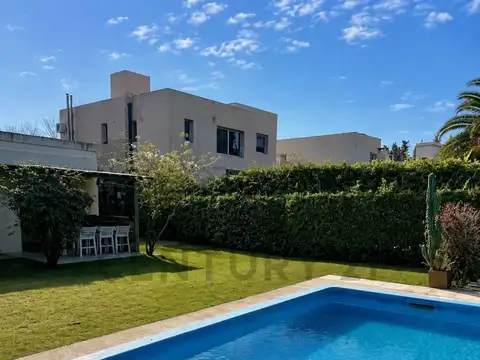 Casa 4 Ambientes- Apta Credito -Barrio Cerrado Santa María de los Olivos |Todo e