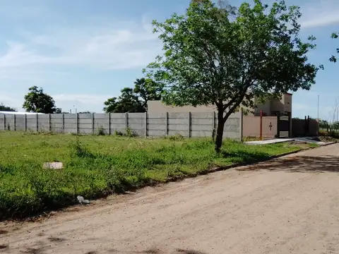 Terreno en Venta en Larroque, USD 18.000