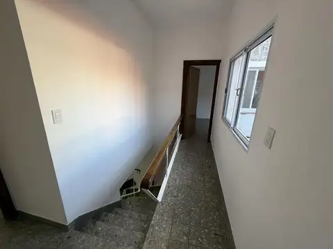 Oficina en Alquiler 50 años