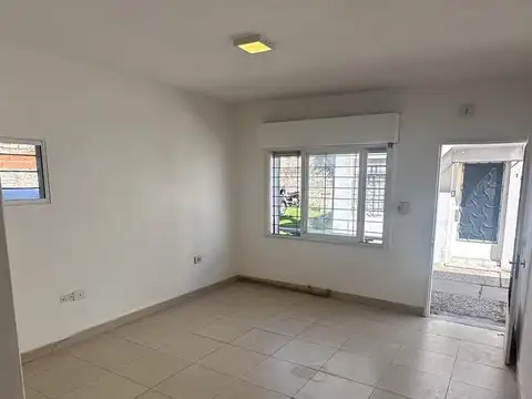 Depto Tipo Casa en Venta de 1 dormitorio
