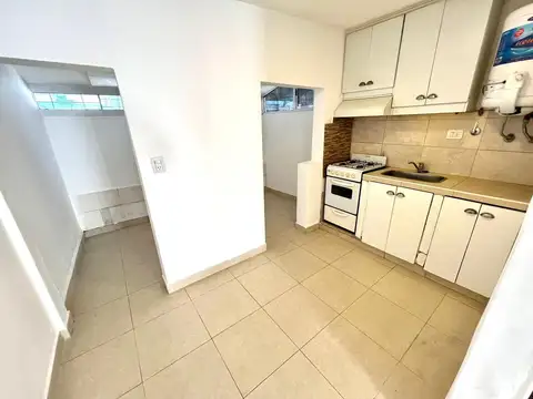 Depto Tipo Casa 2 ambientes con 1 baño
