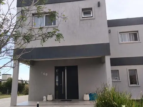 Casa en Venta de 4 dormitorios