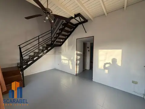 Depto Tipo Casa en Venta de 3 ambientes