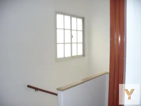 Depto Tipo Casa en Alquiler de 3 dormitorios
