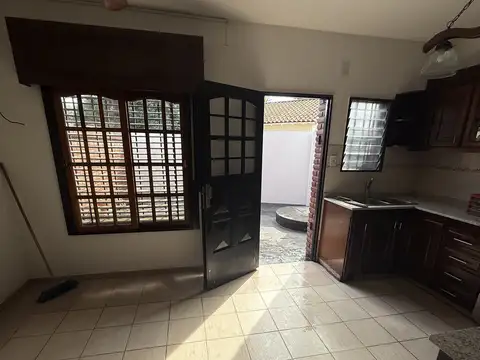 Departamento 5 ambientes con 1 baño