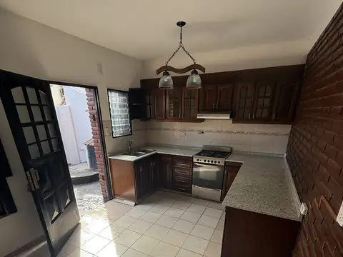 Departamento en Alquiler con 1 cocheras