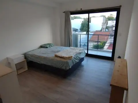 Zelada 4700, Piso 3