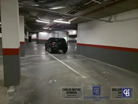 ¡Oportunidad! Venta de cochera en Centro Comercial Pueblo Caamaño, Pilar