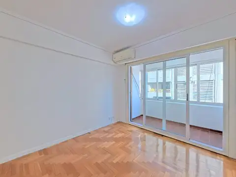 Departamento 4 Ambientes C/Balcón y Baulera - Villa Luro, Capital Federal
