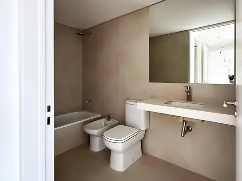 Triplex de 5 ambientes | playroom | terraza en L.De Nuñez