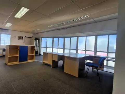 Galpon en Alquiler en Villa Elisa, USD 2.500