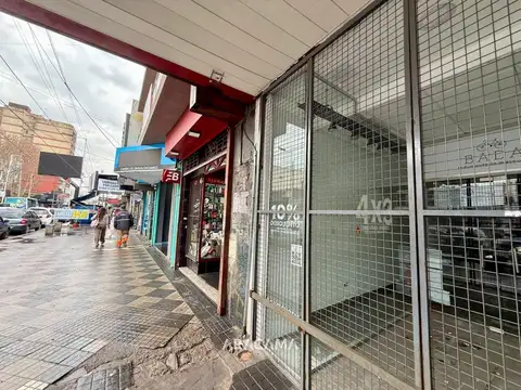 Local en Alquiler en Monte Grande, $ 13.000.000