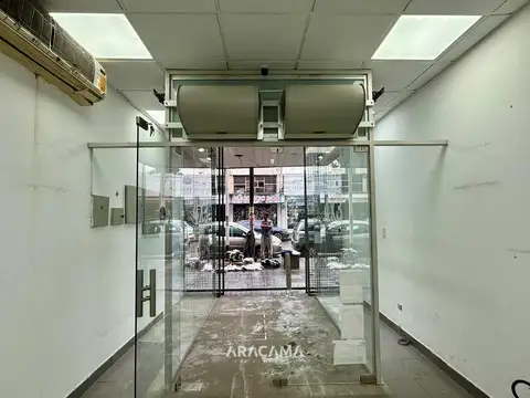 Local en Alquiler en Monte Grande, $ 13.000.000