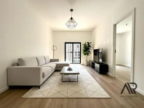 Venta Amplio apartamento 2 Dormitorios con terraza