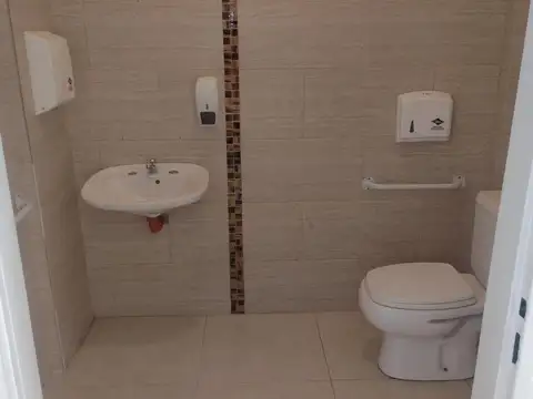 Local en Venta Via Pública
