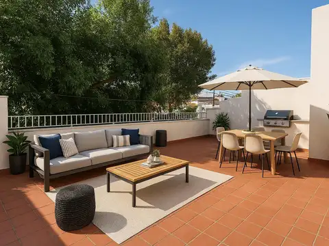Casa en Parque Chacabuco en venta 3 ambientes con terraza y patio  PERMUTA