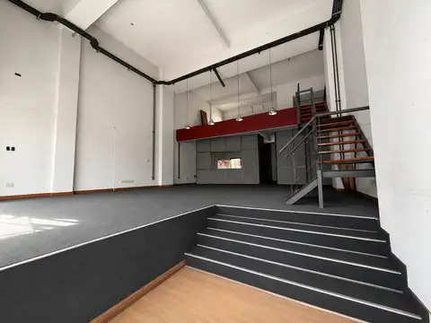Local en Venta en Vicente López Vías / Río, USD 430.000