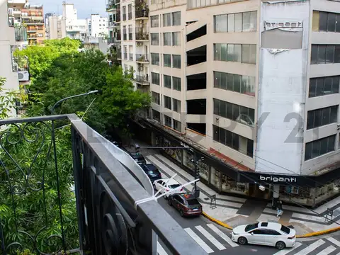 COCHERA EN VENTA EN RECOLETA - GALLO Y GÜEMES - FÁCIL ACCESO