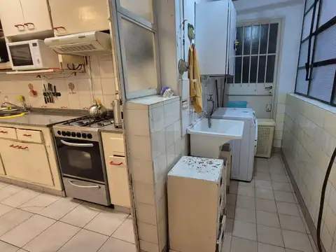 4 Amb + Dependencia / Escritorio o 4to Dormitorio