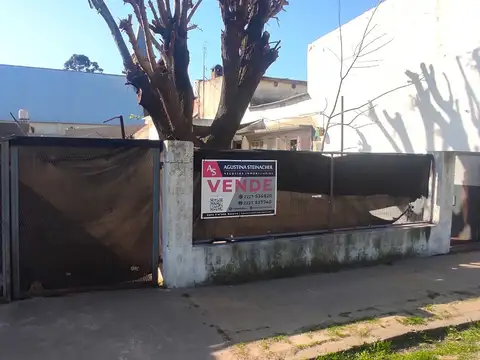 Casa 4 ambientes con 1 baño