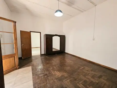 ALQUILER - DEPARTAMENTO DE PASILLO - 1 DORMITORIO