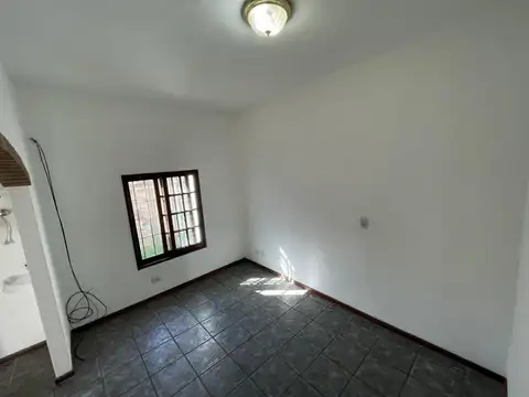Depto Tipo Casa en Alquiler de 1 dormitorio