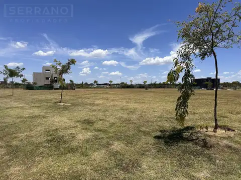 JBI. Venta lote en el Barrio Riberas, Puertos del Lago. Escobar