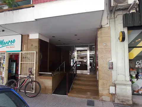 Monroe 2059 100, Piso D