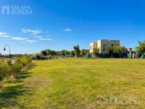 Terreno en El Naudir Aguas Privadas