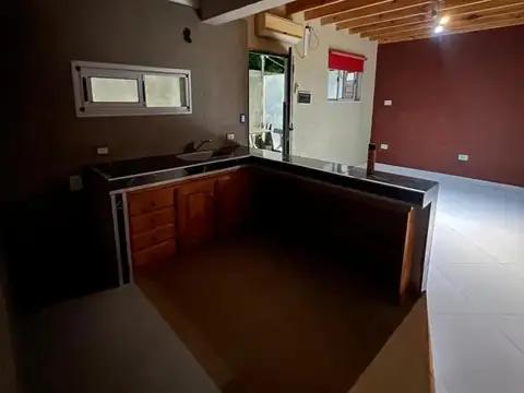 Departamento en venta - 2 Dormitorios 1 Baño - Melchor Romero