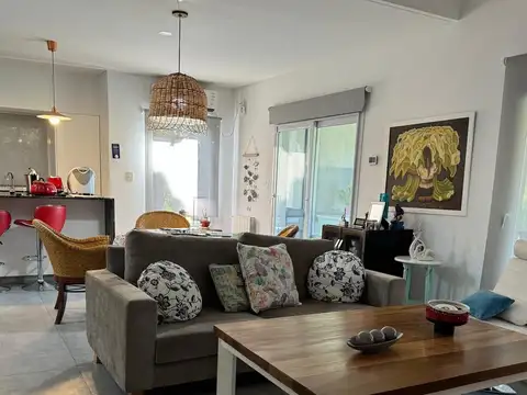 Casa en Venta al Este
