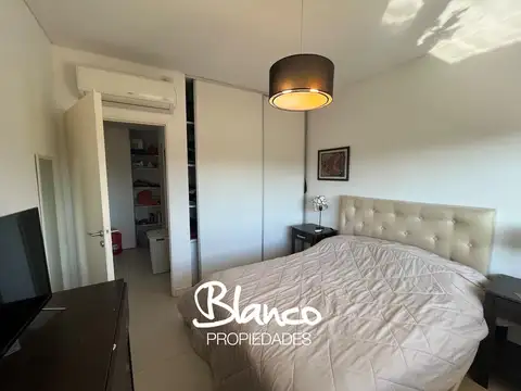 Departamento en Venta en Villa del Lago, USD 127.000