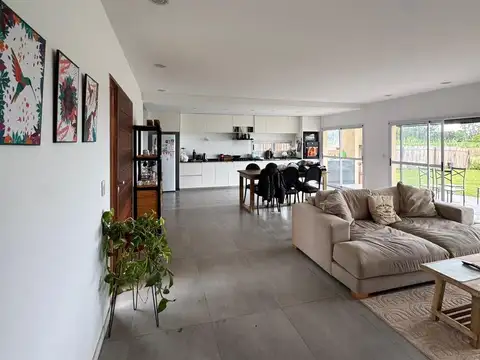 BARRIO PRIVADO SANTA ISABEL INGENIERO MASCHWITZ ESCOBAR