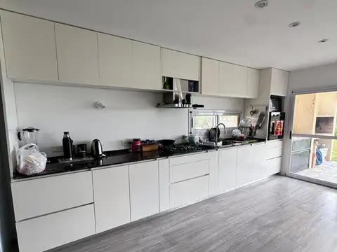 Casa en Venta en Santa Isabel, USD 130.000