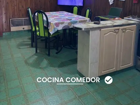 Casa en Venta con 1 cochera