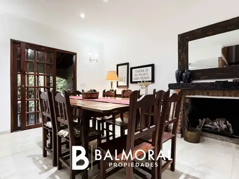 Casa 4 ambientes con 3 baños
