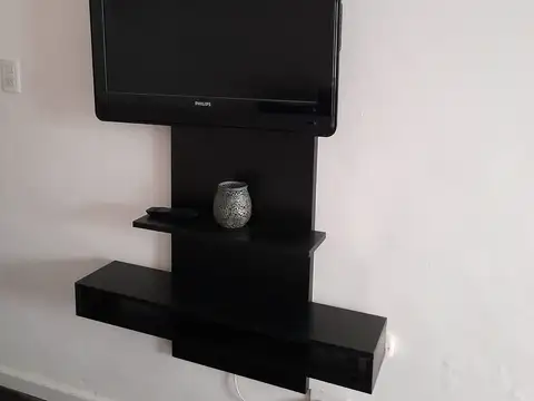 Alquiler Amplio Monoambiente, Amoblado, Balvanera.-