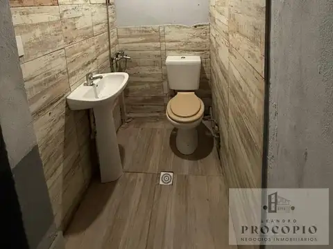 Depto Tipo Casa en Alquiler en Paso del Rey, $ 500.000