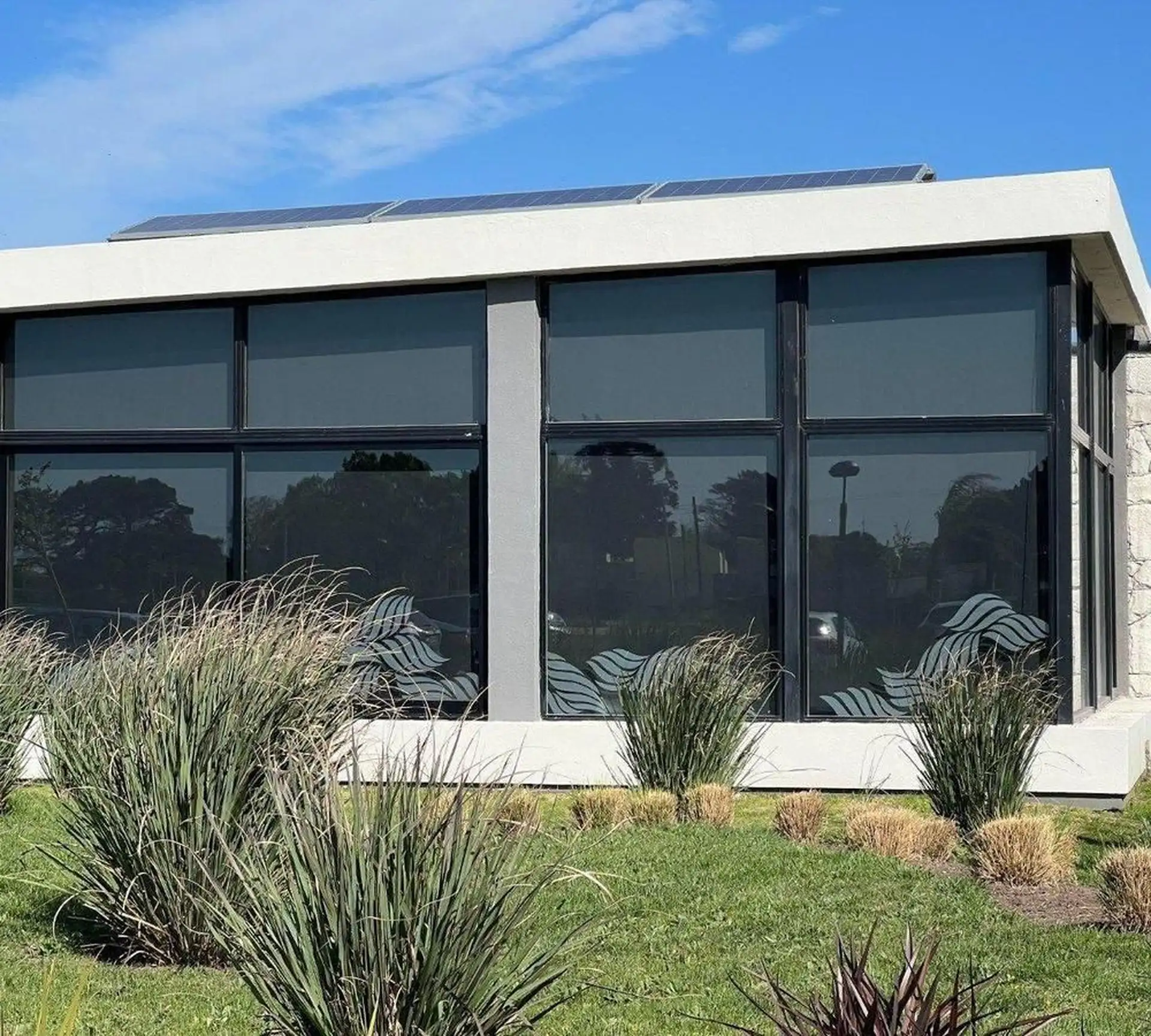 Lote de 712 m² con fondo abierto al corredor saludable en Developer Park