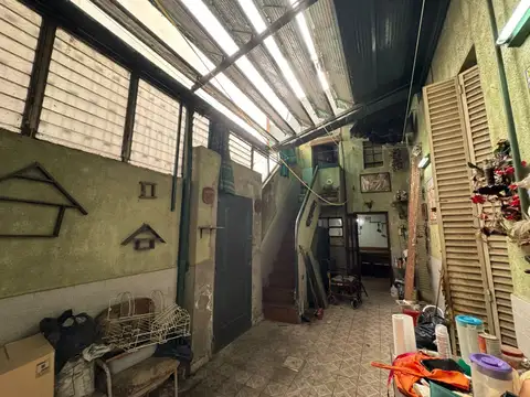 EXCELENTE PH DE 3 AMBIENTES A REFACCIONAR CON BAJAS EXPENSAS EN INMEJORABLE UBICACION EN VILLA CRESPO