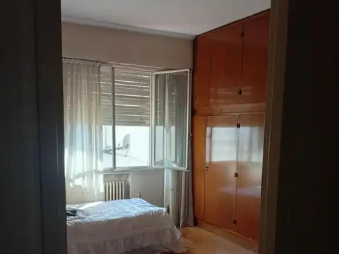 Departamento 7 ambientes con 4 baños