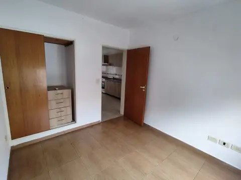 Departamento en Alquiler en Barrio Manzanares, $ 420.000