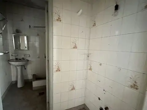 Depto Tipo Casa en Venta al Este