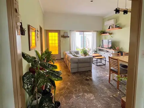 Depto Tipo Casa en Venta 60 años