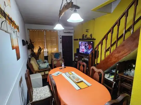 VENTA DUPLEX C/GARAGE PATIO/PARRILLA