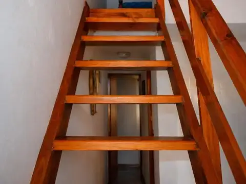 Depto Tipo Casa 3 ambientes con 1 baño