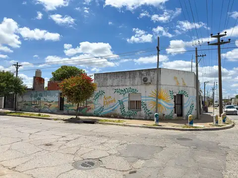 EN VENTA CASA CON DEPENDENCIAS VILLA ITALIA TANDIL